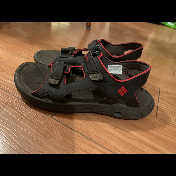Columbia sandals EUC size 5 boys - Picture 4 of 4